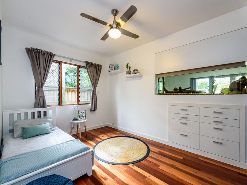 31 Tarni Street, Coombabah QLD 4216