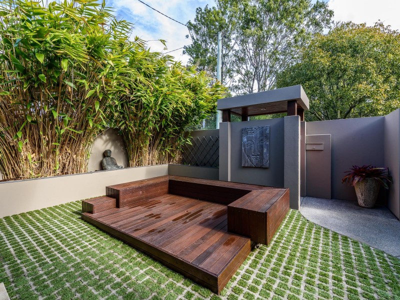 31 Tarni Street, Coombabah QLD 4216