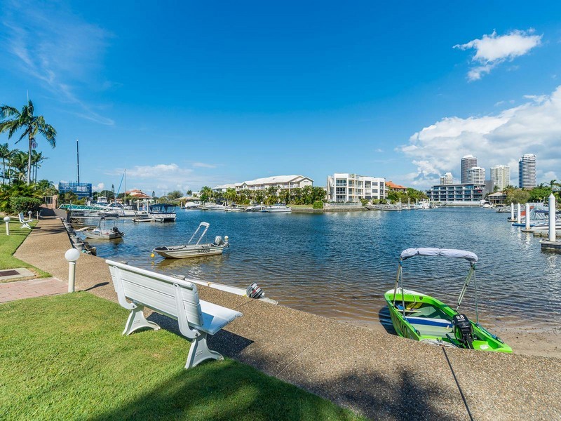 55/22 Jennifer Avenue, Runaway Bay QLD 4216