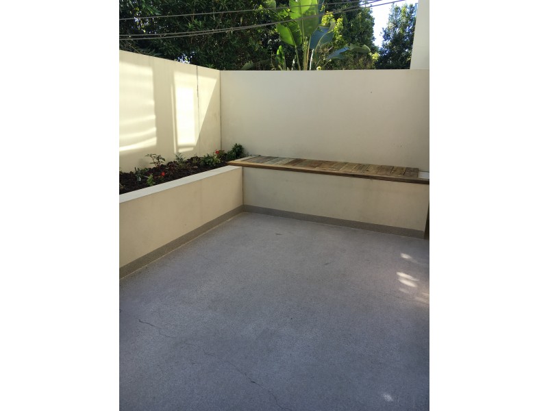 2/154 Musgrave Avenue, Southport QLD 4215