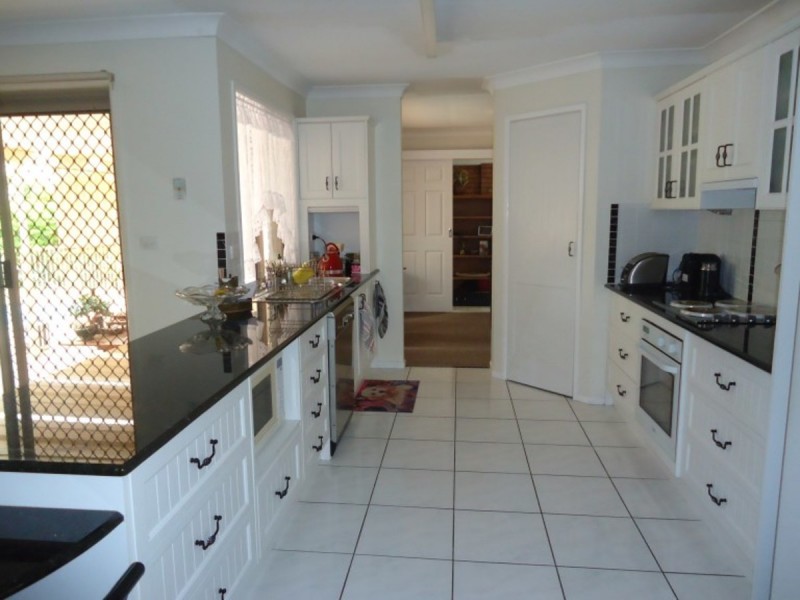 105 Parkwood Boulevard, Parkwood QLD 4214