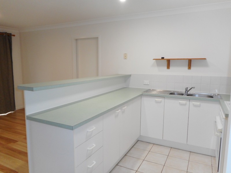 13/137 Olsen Avenue, Labrador QLD 4215