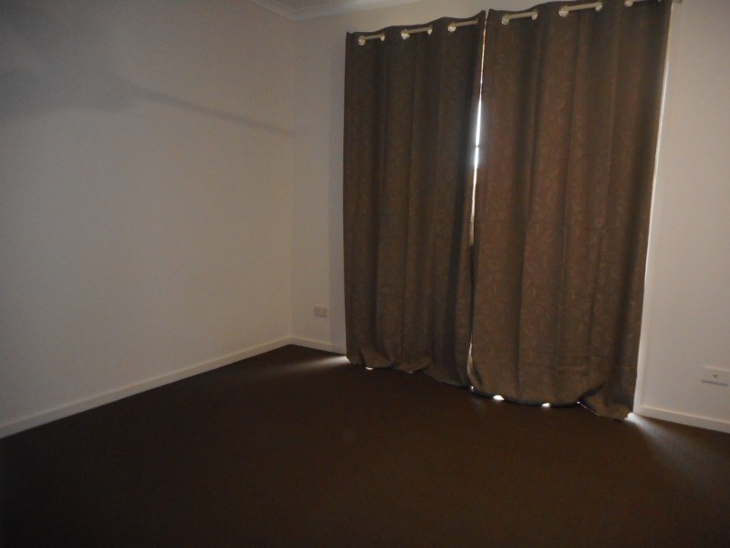 13/137 Olsen Avenue, Labrador QLD 4215