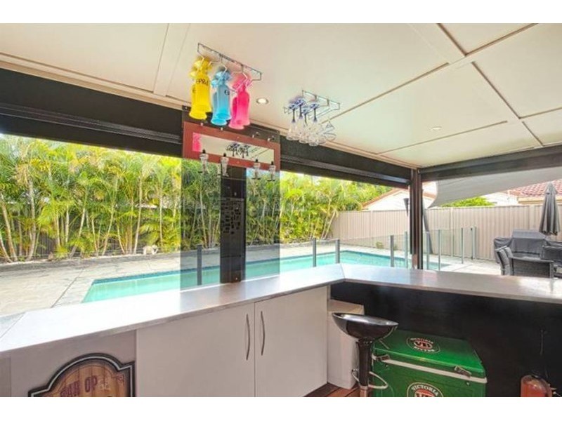 24 Killowill Avenue, Paradise Point QLD 4216