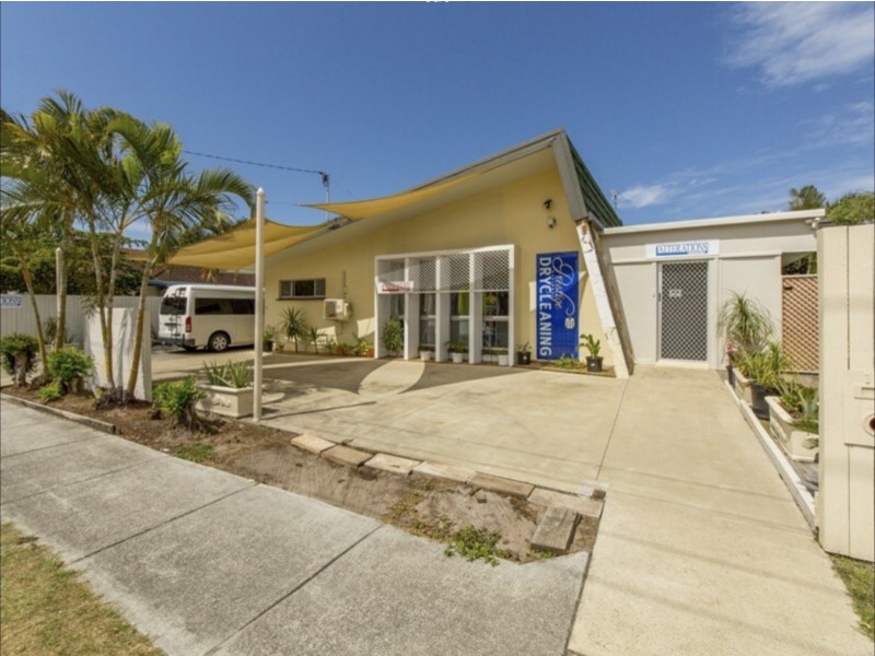 125 Bayview Street, Runaway Bay QLD 4216