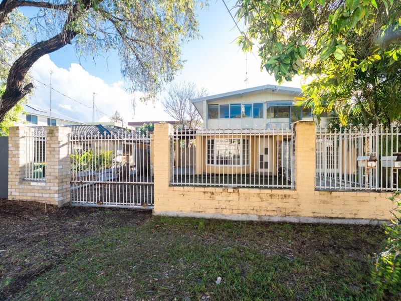 2/40 Sunrise Boulevard, Surfers Paradise QLD 4217