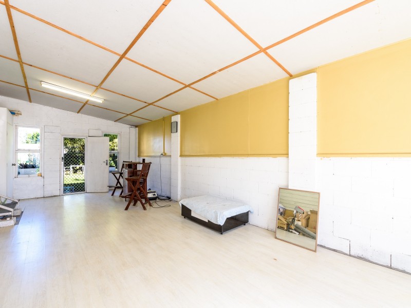 5 Kenmar Street, Labrador QLD 4215