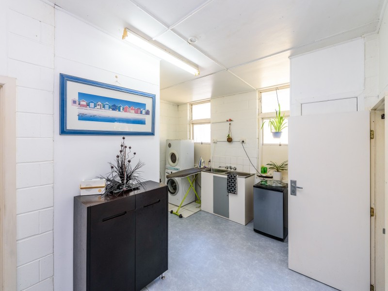 5 Kenmar Street, Labrador QLD 4215