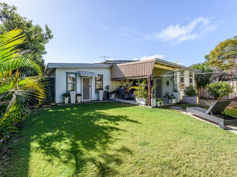 5 Kenmar Street, Labrador QLD 4215