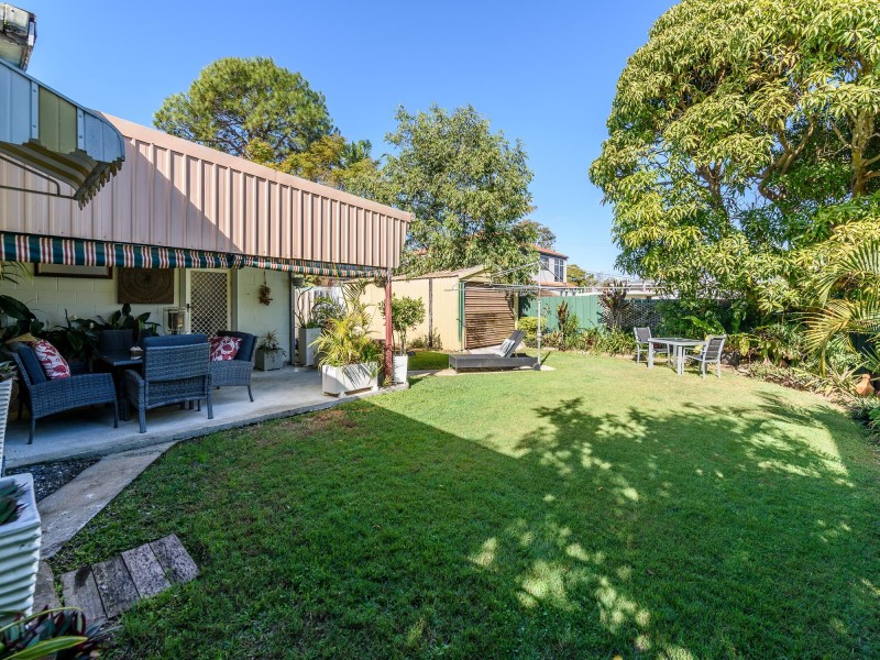 5 Kenmar Street, Labrador QLD 4215