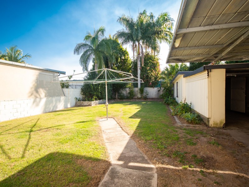 9 Oleander Avenue, Biggera Waters QLD 4216