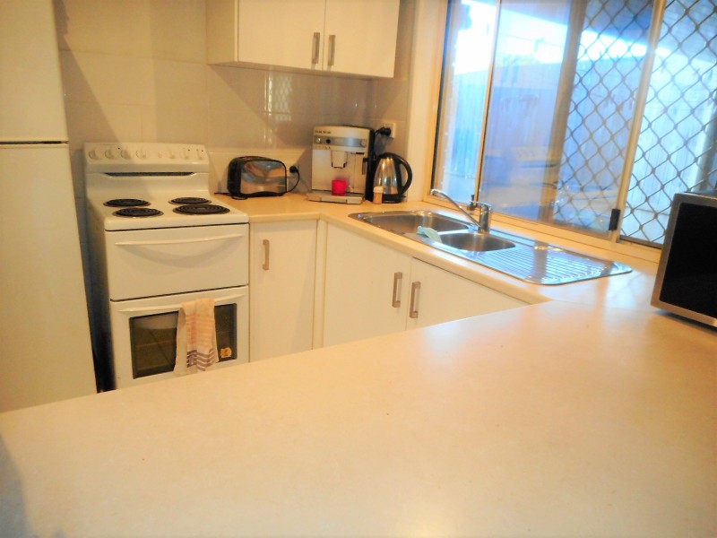 72 Studio Drive, Oxenford QLD 4210