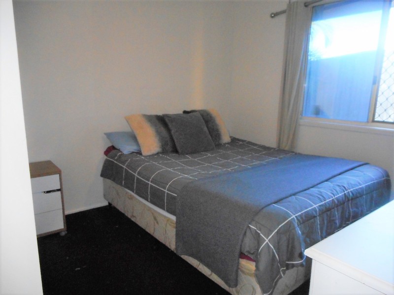 72 Studio Drive, Oxenford QLD 4210