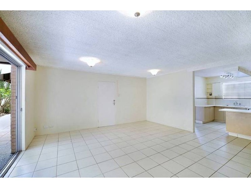 1/17 Teal Avenue, Paradise Point QLD 4216