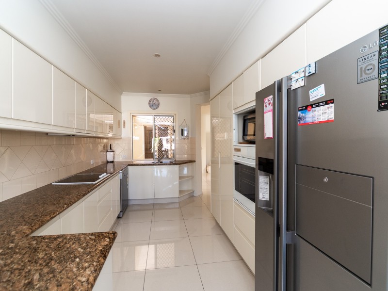 17A Inga Avenue, Surfers Paradise QLD 4217