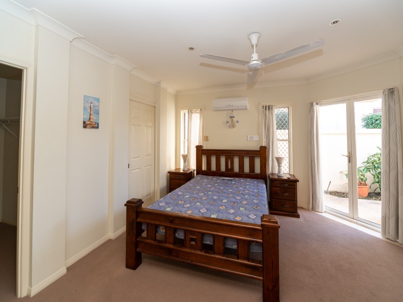 17A Inga Avenue, Surfers Paradise QLD 4217