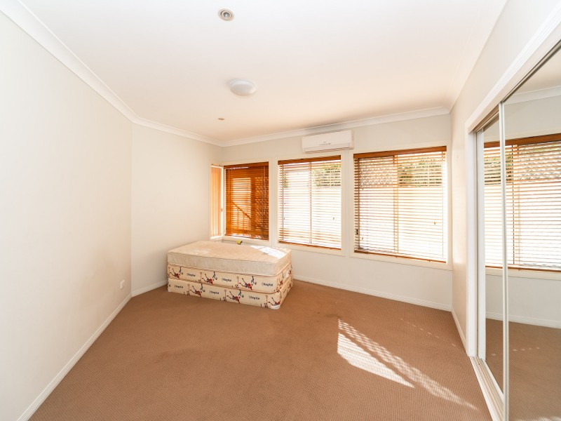 17A Inga Avenue, Surfers Paradise QLD 4217