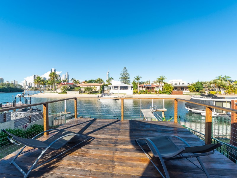 17A Inga Avenue, Surfers Paradise QLD 4217