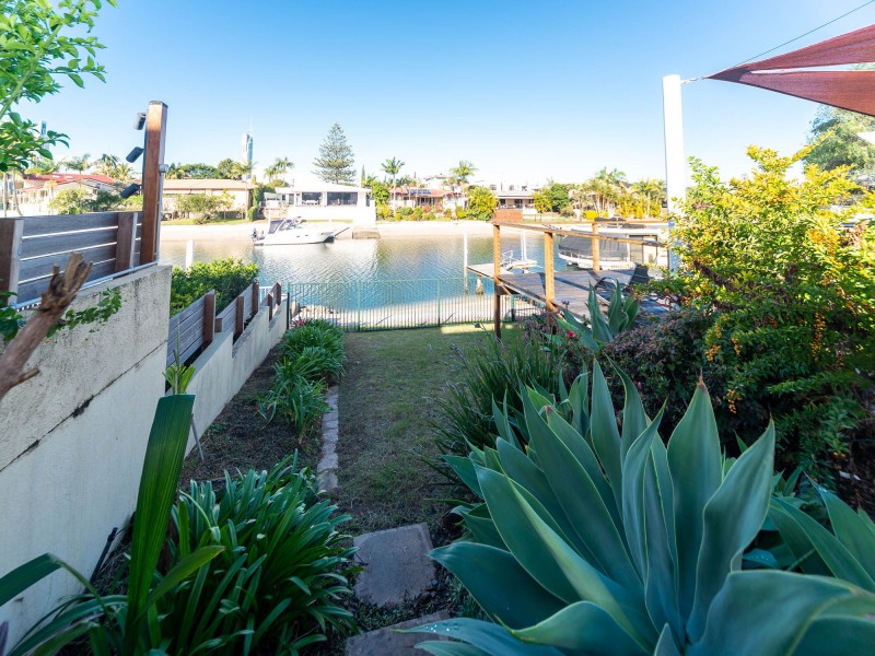 17A Inga Avenue, Surfers Paradise QLD 4217