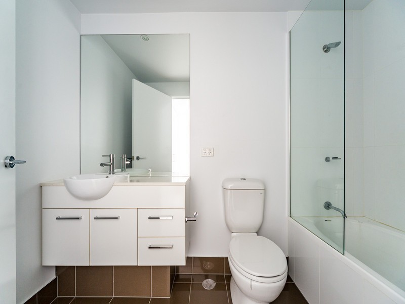 301/41 Harbour Town Drive, Biggera Waters QLD 4216