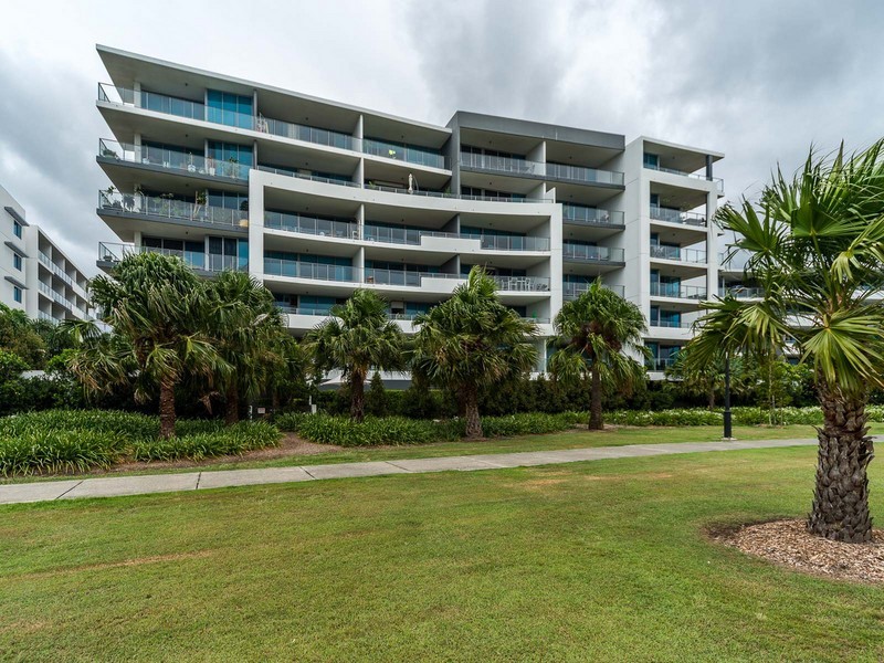 301/41 Harbour Town Drive, Biggera Waters QLD 4216