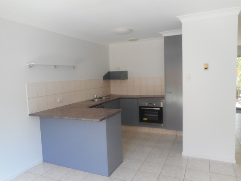 3 Plimsoll Place, Helensvale QLD 4212