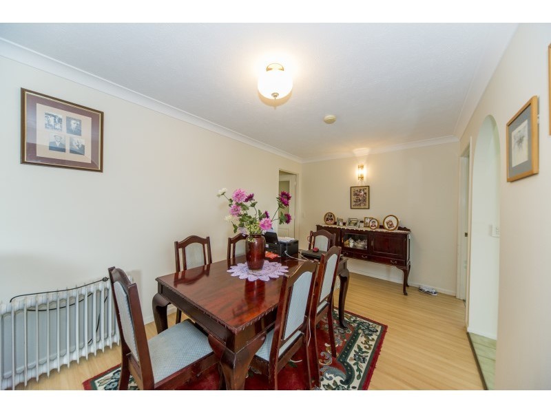 61 Matthew Flinders Drive, Paradise Point QLD 4216