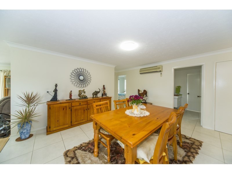 61 Matthew Flinders Drive, Paradise Point QLD 4216