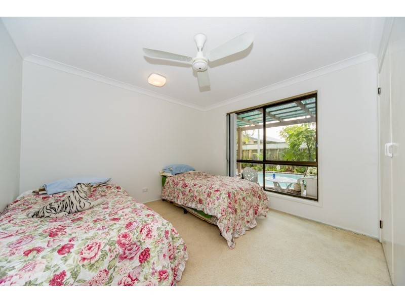 61 Matthew Flinders Drive, Paradise Point QLD 4216