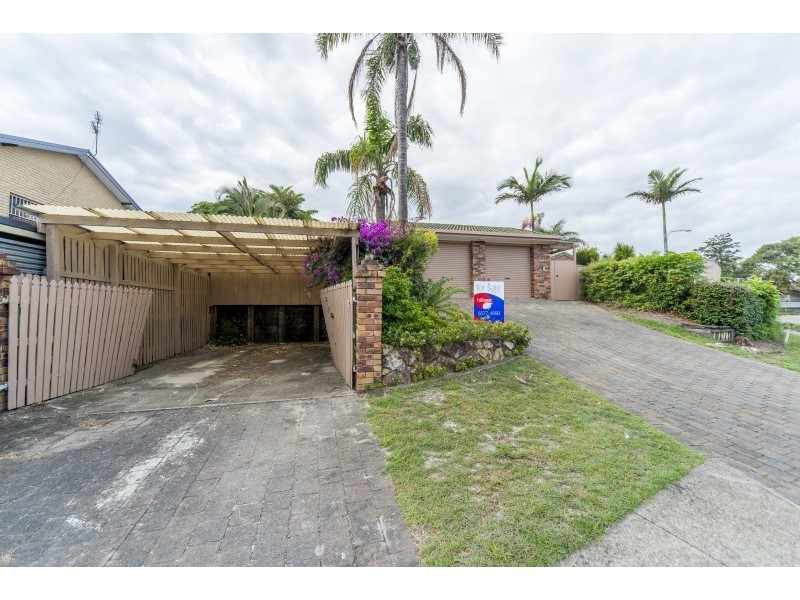 61 Matthew Flinders Drive, Paradise Point QLD 4216