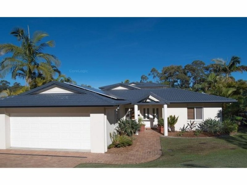 16 Chichester Drive, Arundel QLD 4214