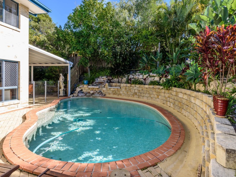 4 Miriam Court, Parkwood QLD 4214