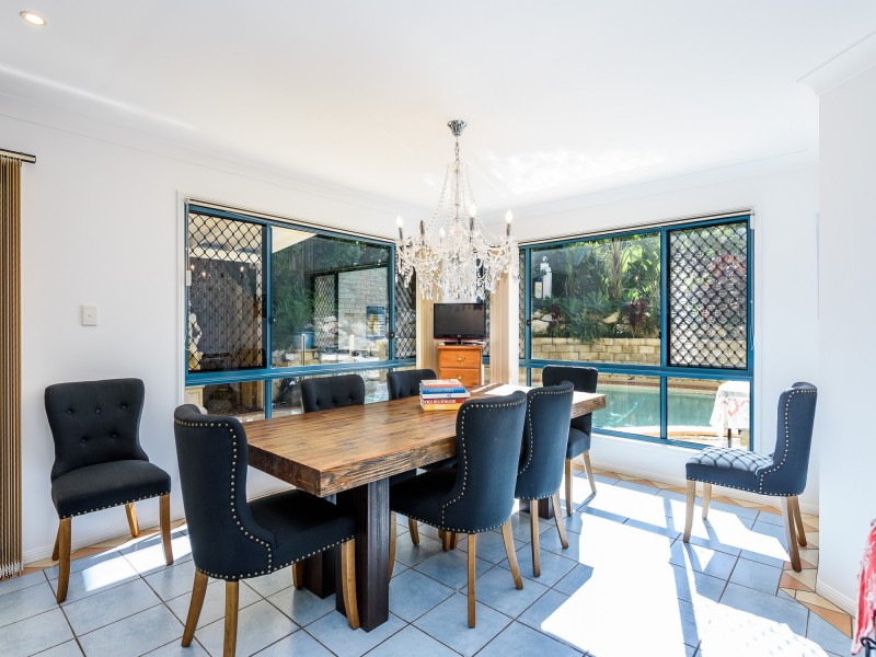 4 Miriam Court, Parkwood QLD 4214