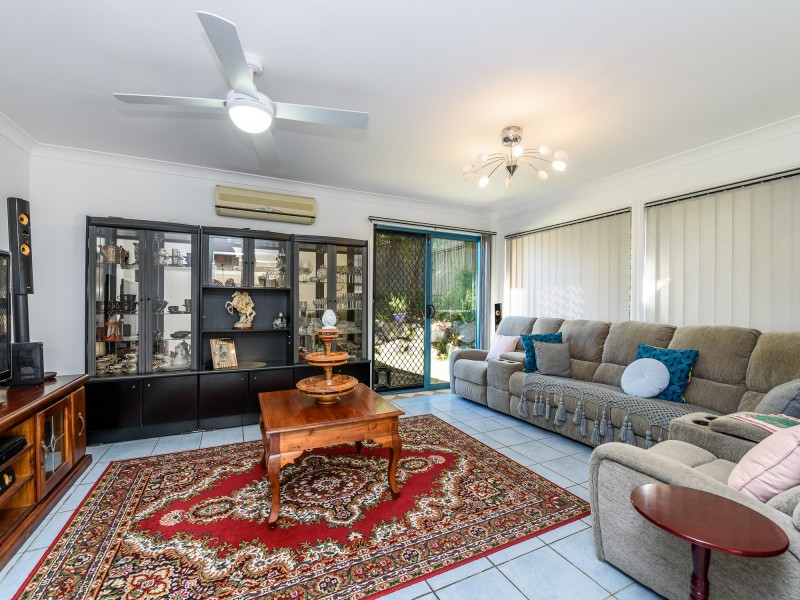 4 Miriam Court, Parkwood QLD 4214