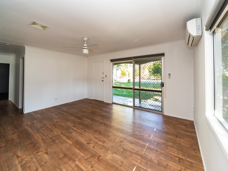 13 Milton Avenue, Paradise Point QLD 4216