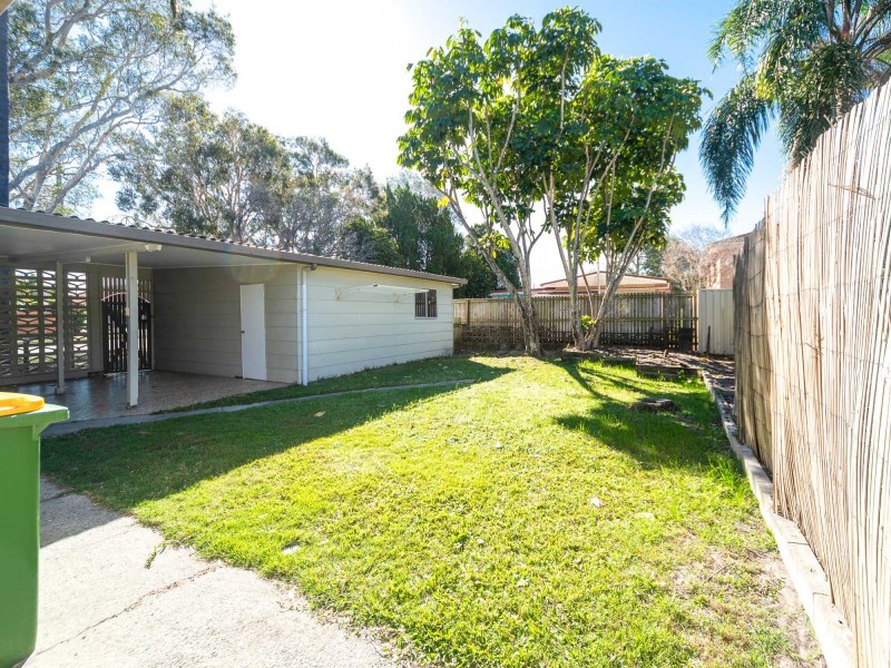 13 Milton Avenue, Paradise Point QLD 4216