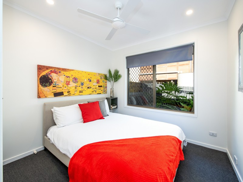 10 Lergessner Street, Biggera Waters QLD 4216