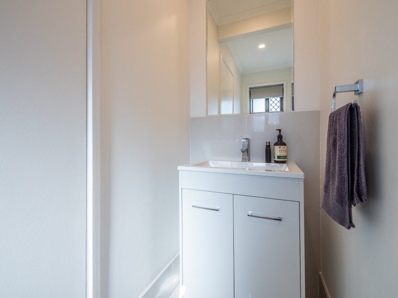 10 Lergessner Street, Biggera Waters QLD 4216