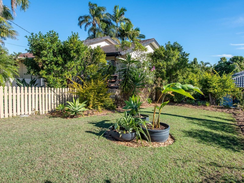 10 Lergessner Street, Biggera Waters QLD 4216
