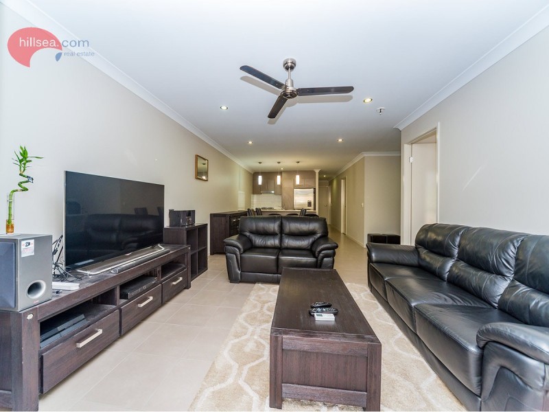 1/12 Isetta Court, Upper Coomera QLD 4209