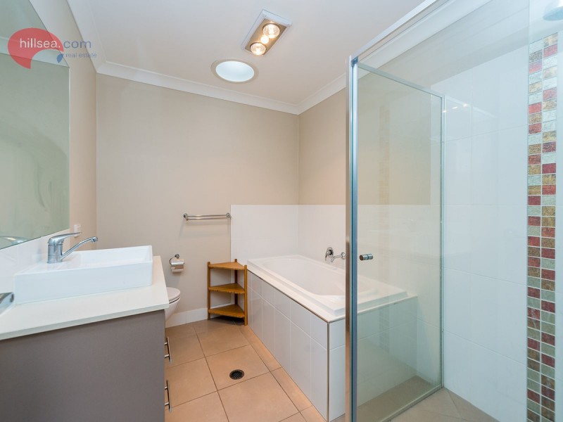 1/12 Isetta Court, Upper Coomera QLD 4209