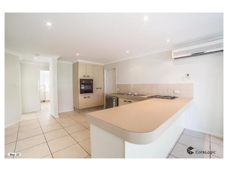 1/7 Napper Road, Arundel QLD 4214