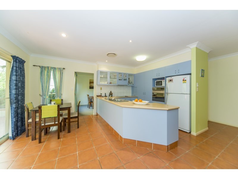 11 Von Nida Street, Parkwood QLD 4214