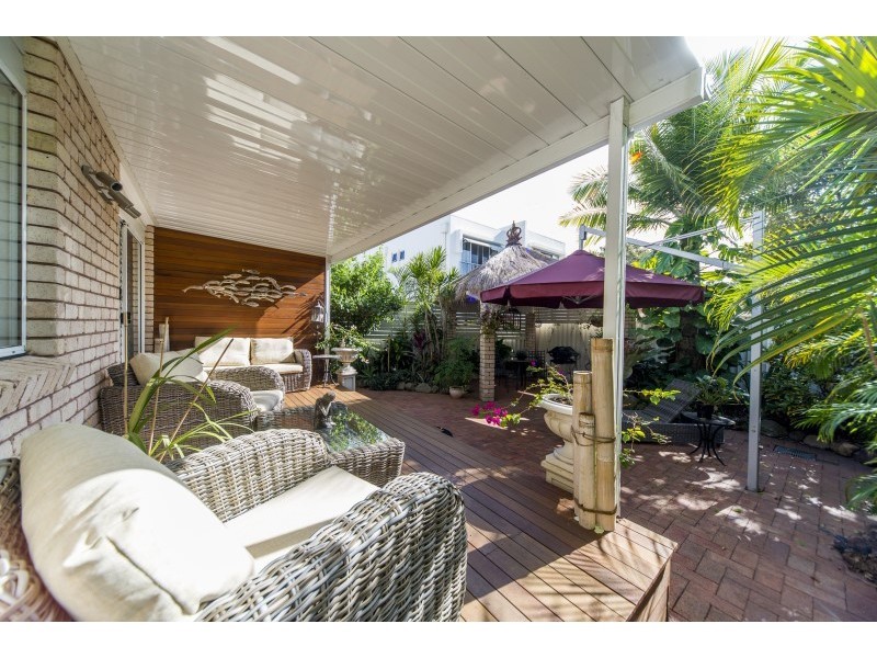 2/33 Nankeen Avenue, Paradise Point QLD 4216