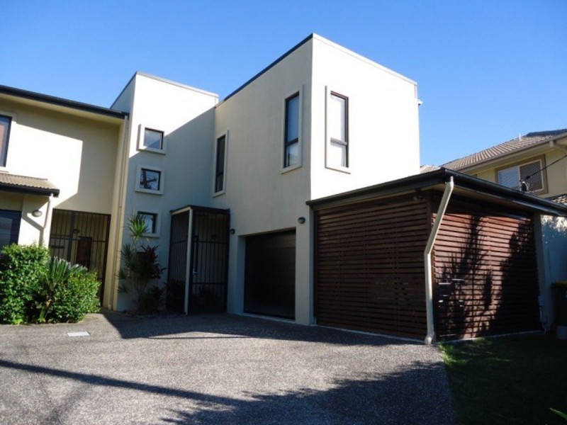 50B Bayview Street, Runaway Bay QLD 4216
