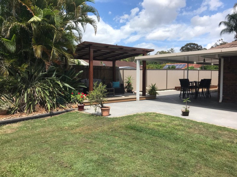 4 Minden Crescent, Helensvale QLD 4212