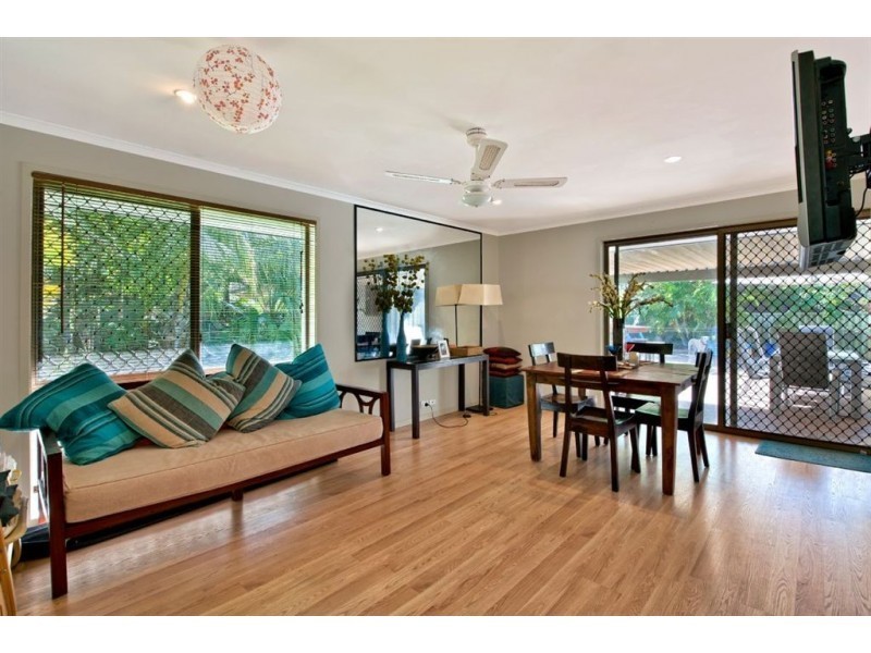 3 Ballard Place, Coombabah QLD 4216