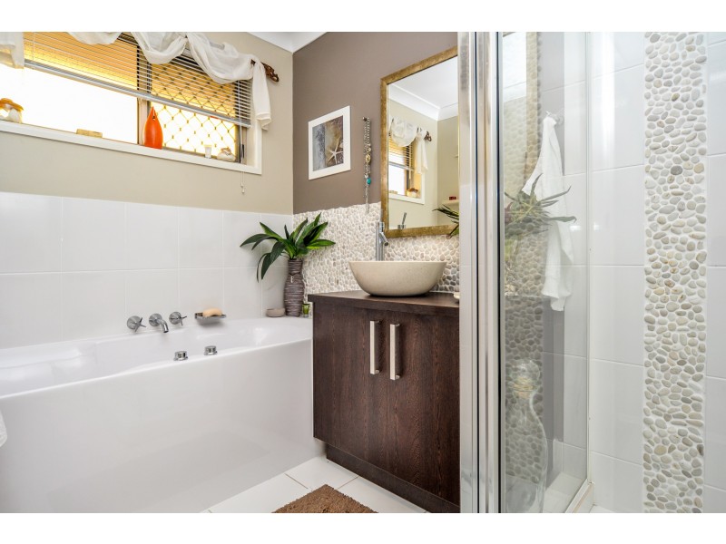 39 Numbat Court, Coombabah QLD 4216