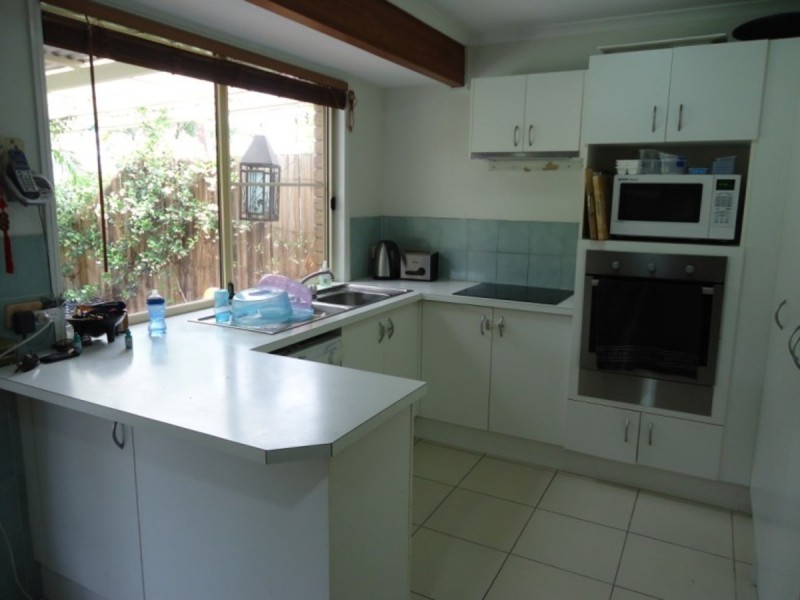 10/8 Hercule Court, Oxenford QLD 4210