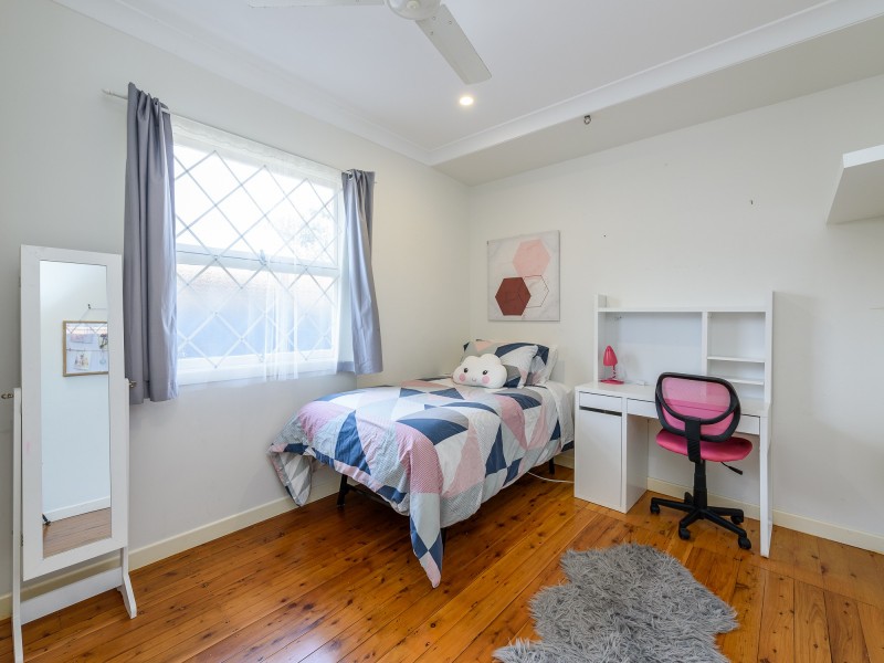 57 Annerley Avenue, Runaway Bay QLD 4216